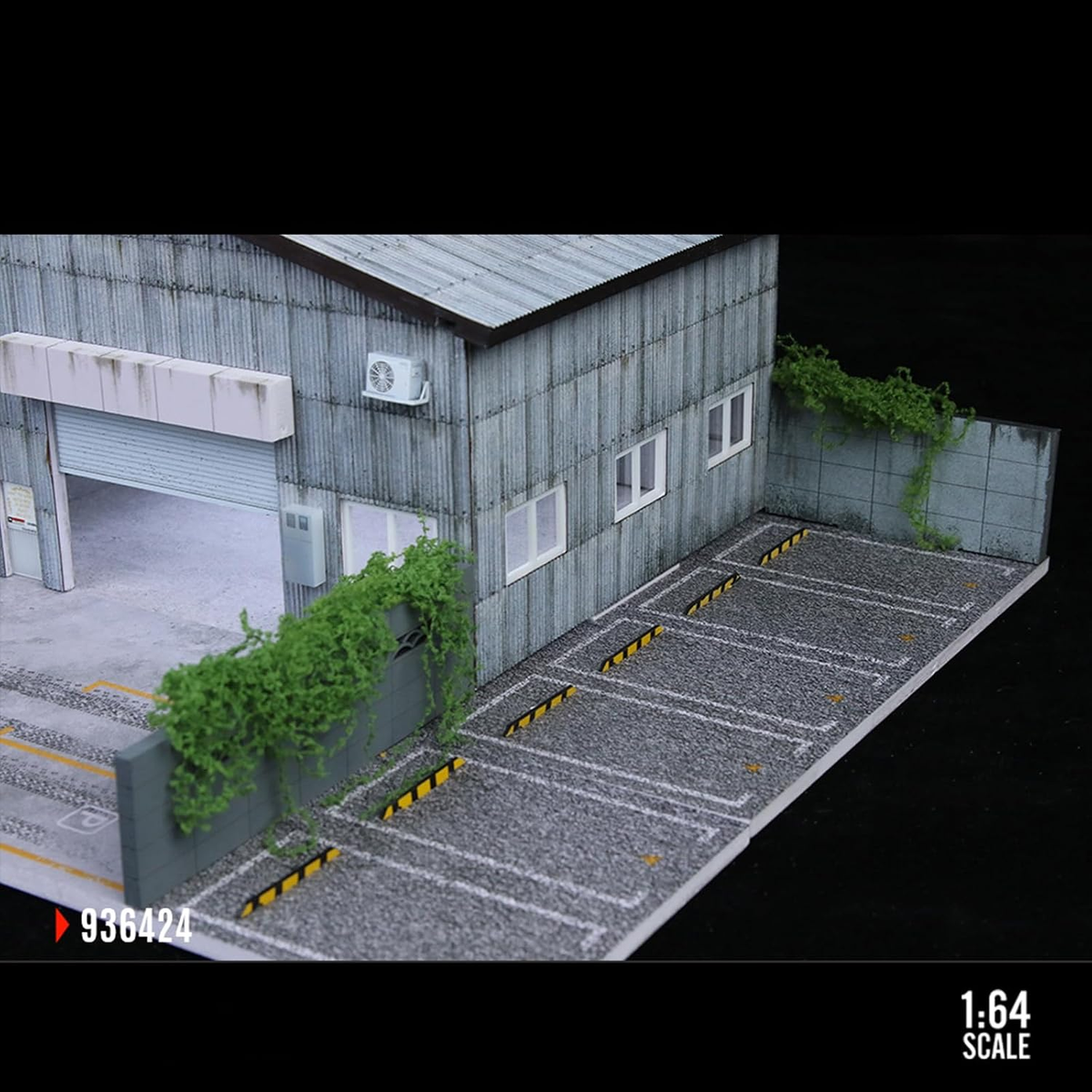 1/64 Diorama Display Case Garage with LED Lights (Factoryc)