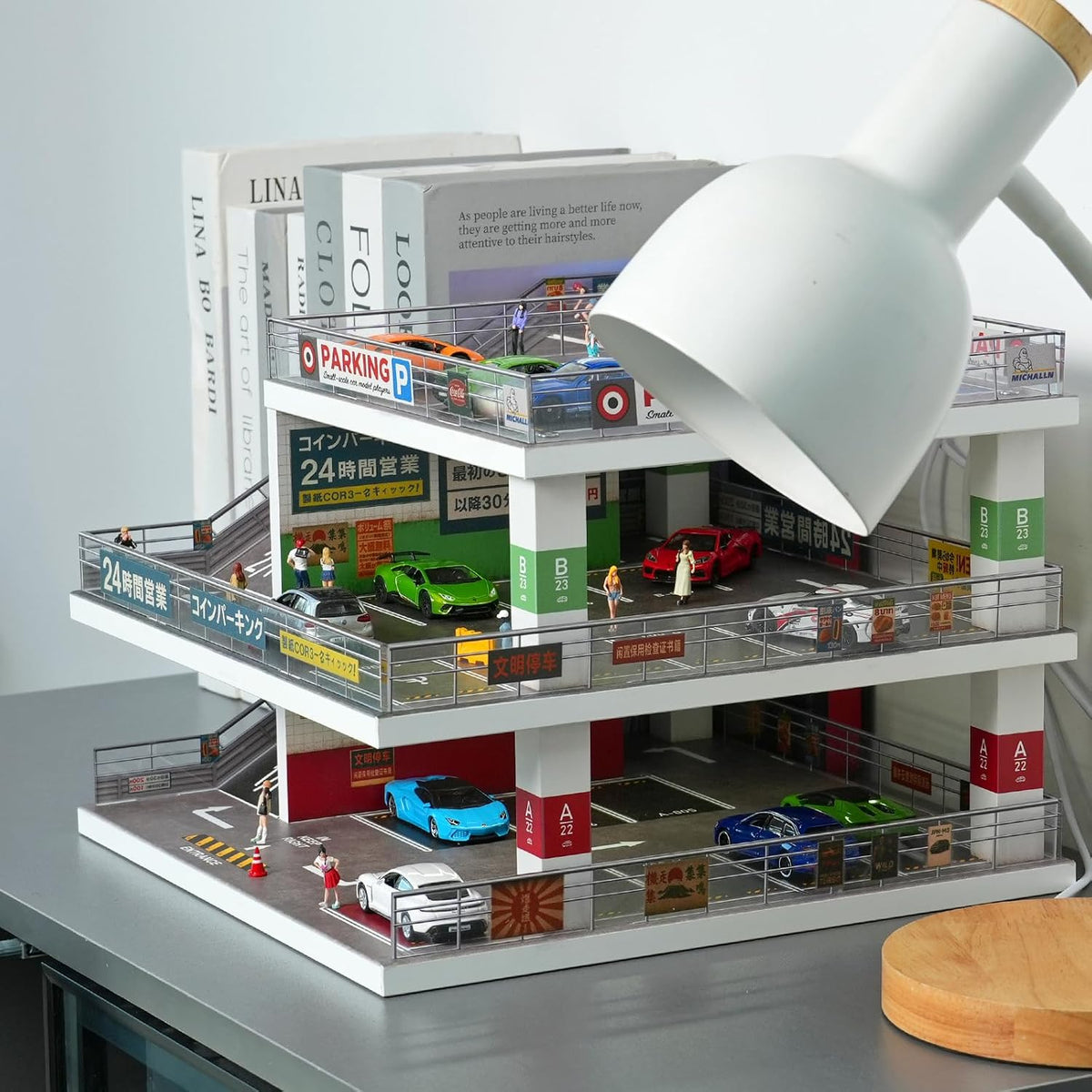 1:64 Die-Cast Car Display Case. Open-Air Parking Lot Scene with Ramp Structure. Car Model Display Stand, Suitable for Hot Wheels Vehicles. (Light Gray)